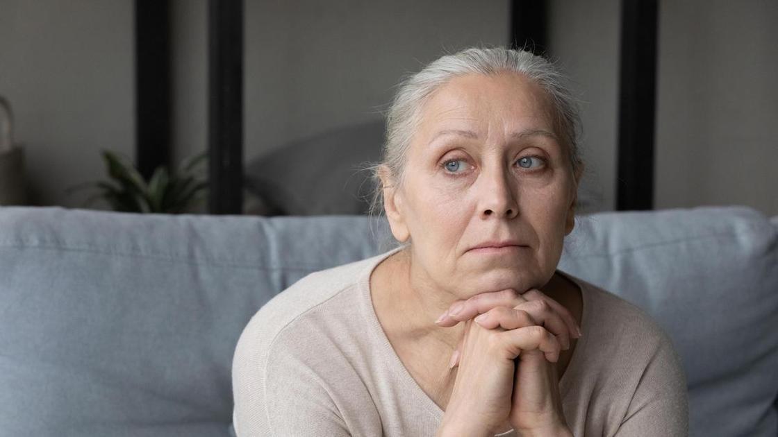 «Родители в мои 68 уже умерли, а я живу. Зачем, если дети далеко и денег ни на что нет?» «Родители в мои 68 уже умерли, а я живу. Зачем, если дети далеко и денег ни на что нет?»